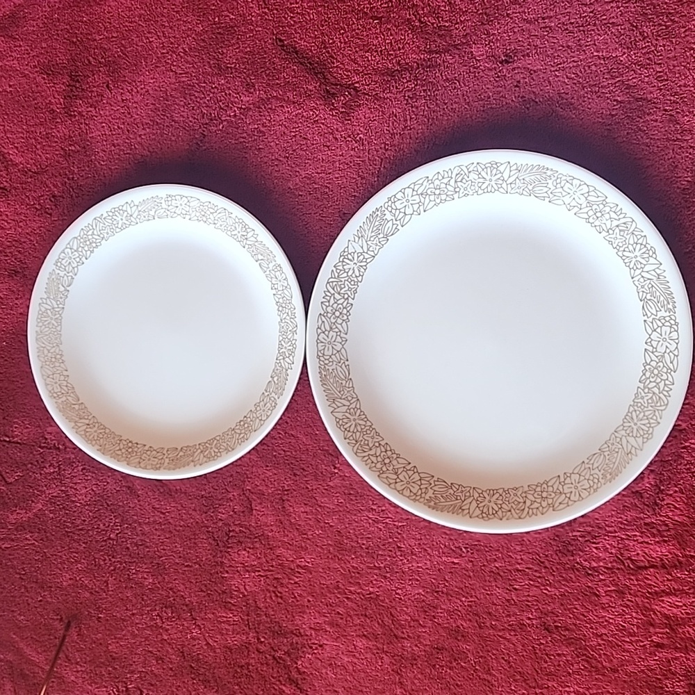 Set of 2 Corelle by Corning, Woodland Brown. Dinner and Salad Plates. - Picture 3 of 8